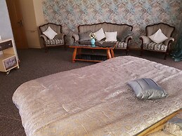 Hotel Makona