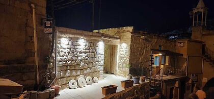 DEDE CAVE KONAK