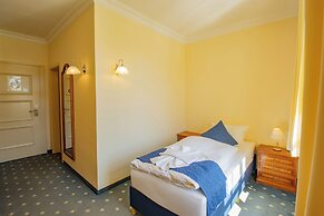 Seehotel Grossraeschen