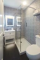 Artisan Suites on Bowen