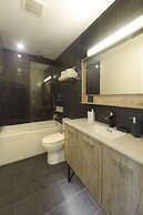 Artisan Suites on Bowen