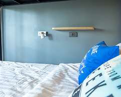 Ray Coffee Bar & Hostel - Adults Only