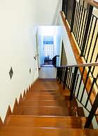 Ray Coffee Bar & Hostel - Adults Only