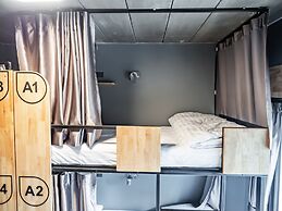 Ray Coffee Bar & Hostel - Adults Only