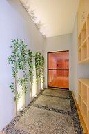 Lopi Hotel