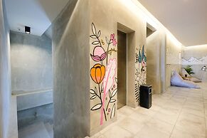 Lopi Hotel