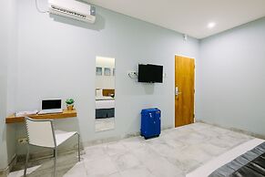 Lopi Hotel