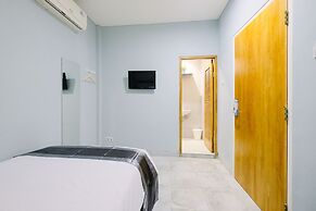 Lopi Hotel