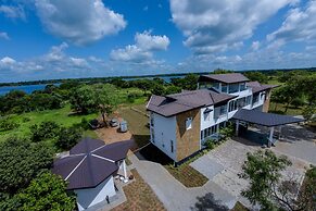 Subaseth Villa