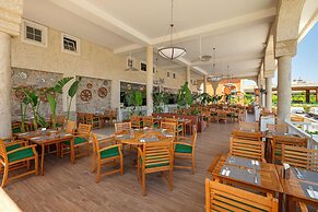 Mardan Palace