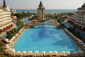Mardan Palace