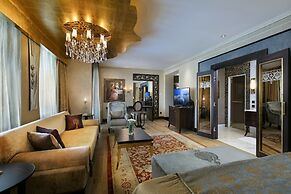 Mardan Palace