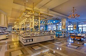 Mardan Palace