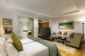 Mardan Palace