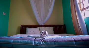 Everest House Hotel