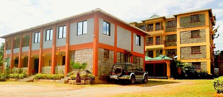 Everest House Hotel