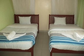 Everest House Hotel