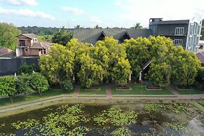 Avasta Resort