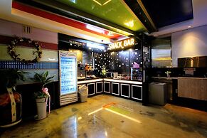 Hera Hotel