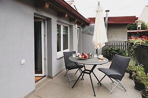 Apartment F9