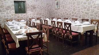 Fortuna Hotel & Restaurant