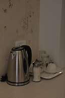 4 Room Hotel