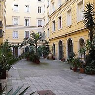 Gracchi Guest House