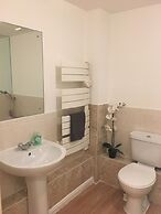 City Pad with balcony and secure parking