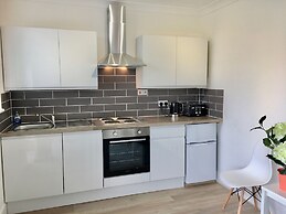 Netley Village Apartment