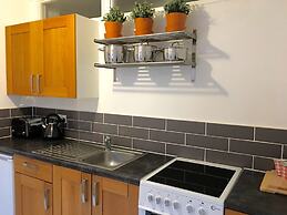 Netley Village Apartment