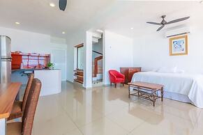 Villa Elena - Entire Property
