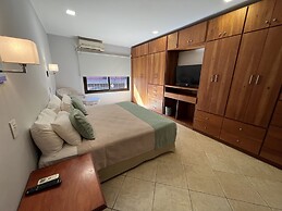 Flora Apartments