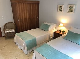 Flora Apartments