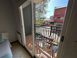 Flora Apartments