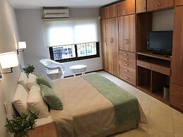 Flora Apartments