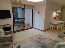 Flora Apartments