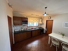 Flora Apartments