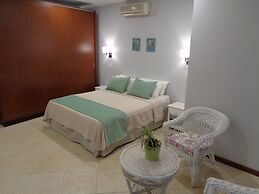 Flora Apartments