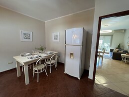 Flora Apartments