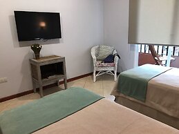 Flora Apartments