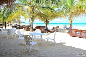 Arenas Beach Hotel