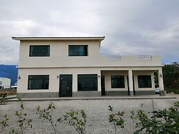 Rural Scenary Villa