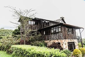 Kamaki House