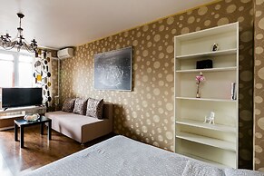 GM Sunny apartment in 15 min from Red Square