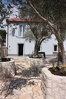 Villa Mate