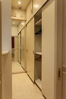 Filip Palace Luxurious Apartment