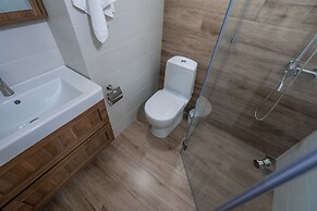 Easy Hotel