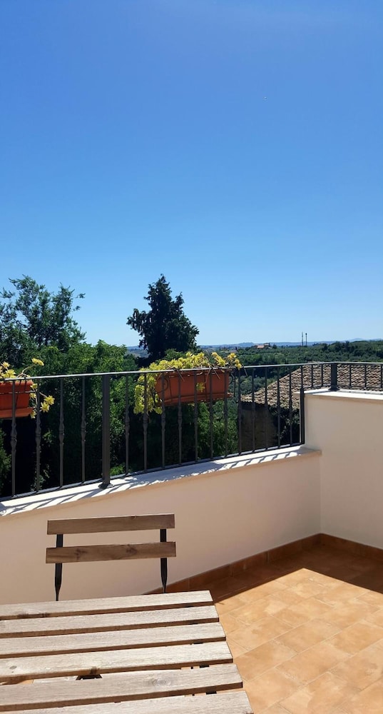 Dimora Amina B&B