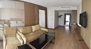 Ayvaz Park Hotel