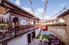 Yi's Hostel